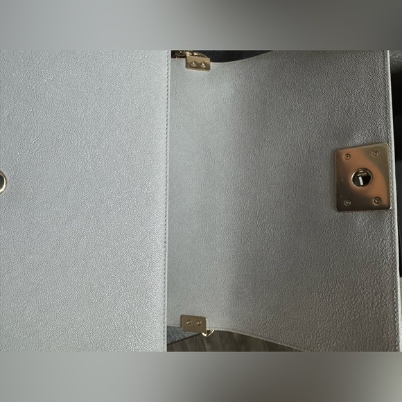 CHANEL New full set Chanel Grey hard to find color medium boy bag - Picture 11 of 13